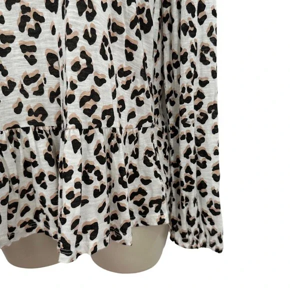 Lucky Brand T-Shirt XS Women's White Pink Multi Animal Print Peplum Long Sleeve - Picture 5 of 8
